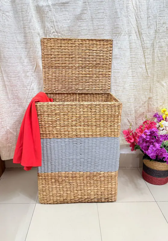 Premium Square Seagrass Laundry Basket with Lid